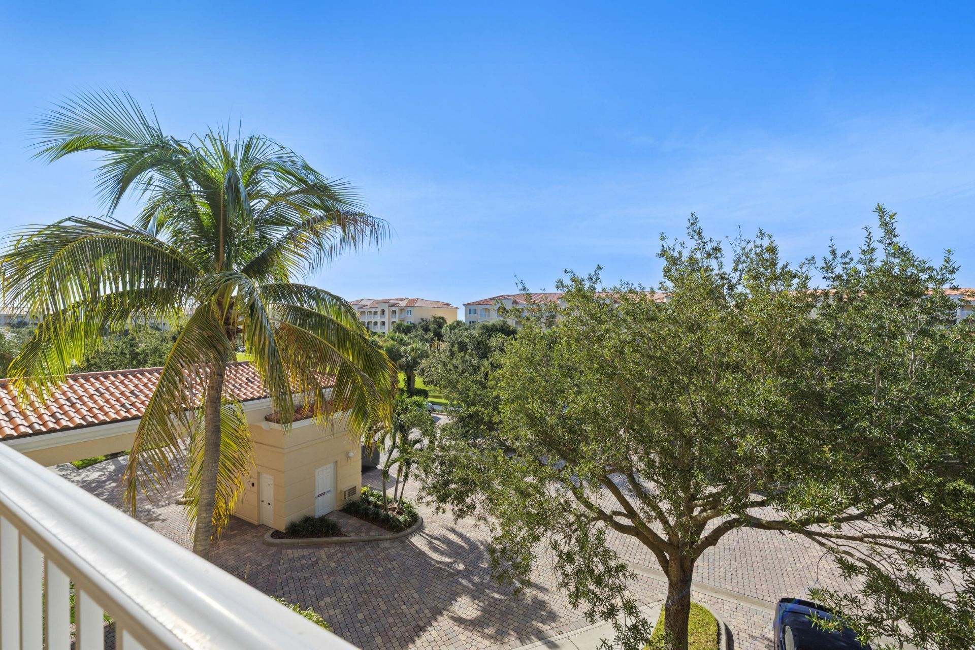 16 Harbour Isle Drive W, Unit 302, Fort Pierce, FL 34949 Photo