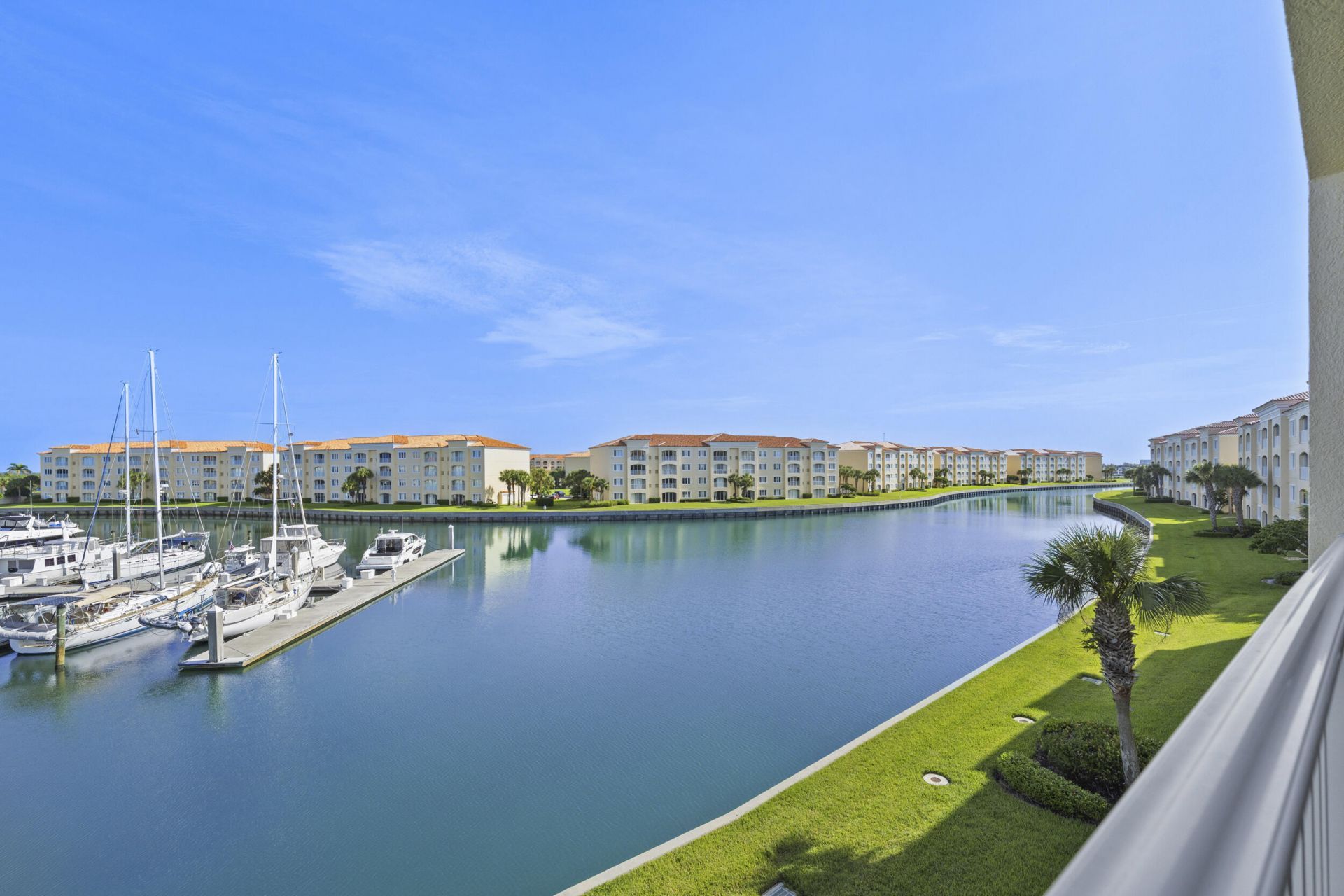16 Harbour Isle Drive W, Unit 302, Fort Pierce, FL 34949 Photo