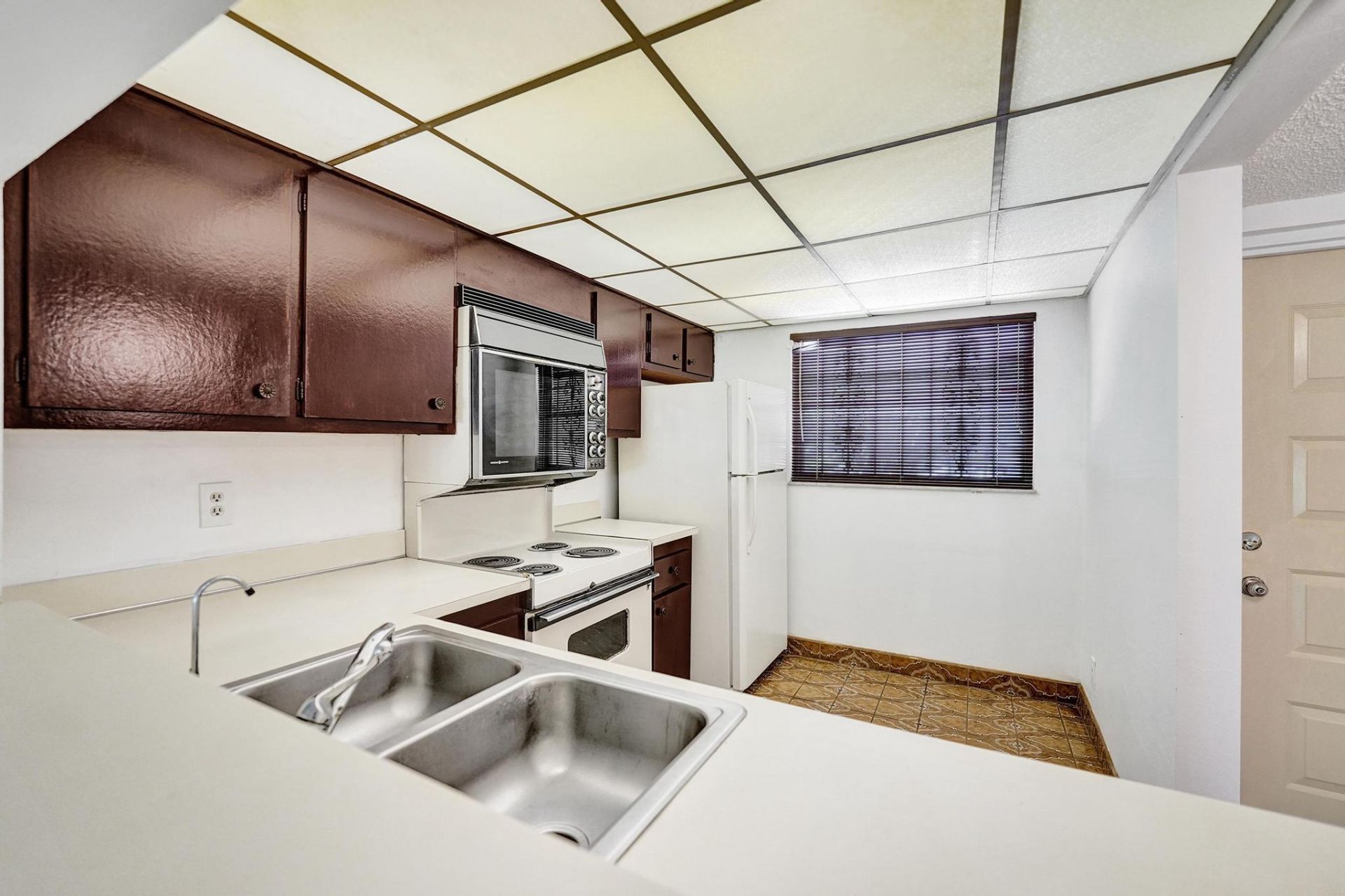 1811 Sabal Palm Drive, Unit 203, Davie, FL 33324 Photo