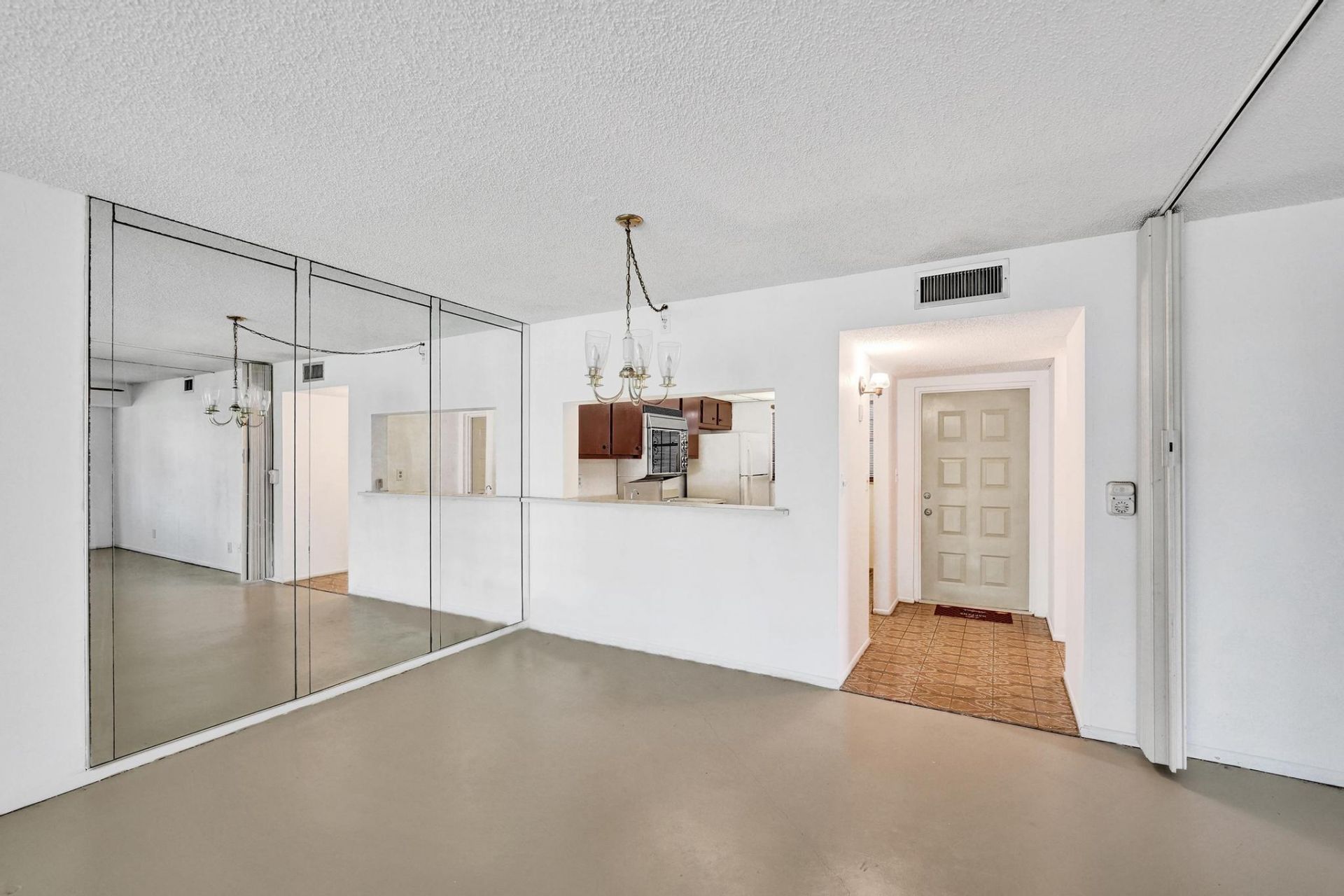 1811 Sabal Palm Drive, Unit 203, Davie, FL 33324 Photo