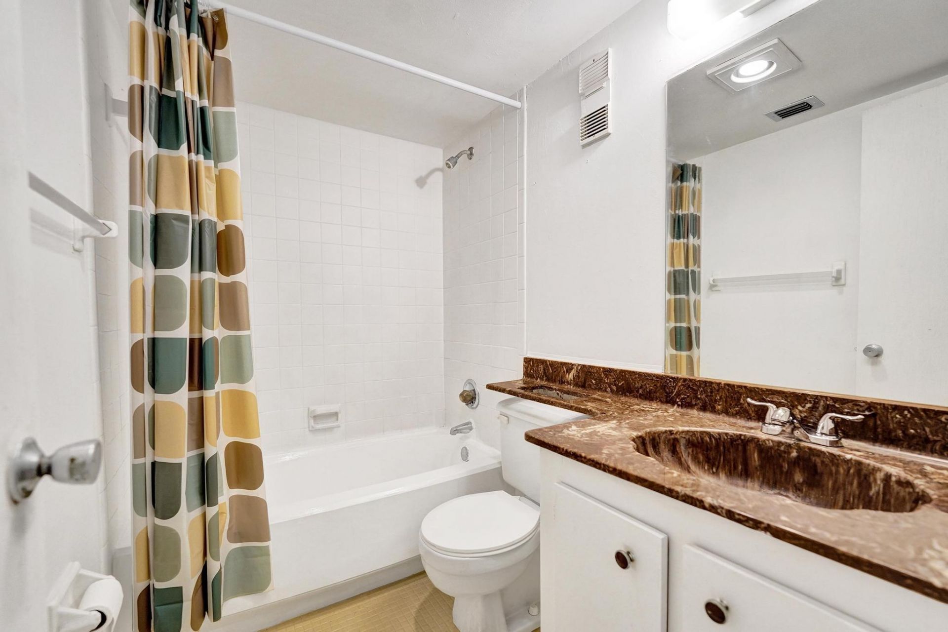 1811 Sabal Palm Drive, Unit 203, Davie, FL 33324 Photo