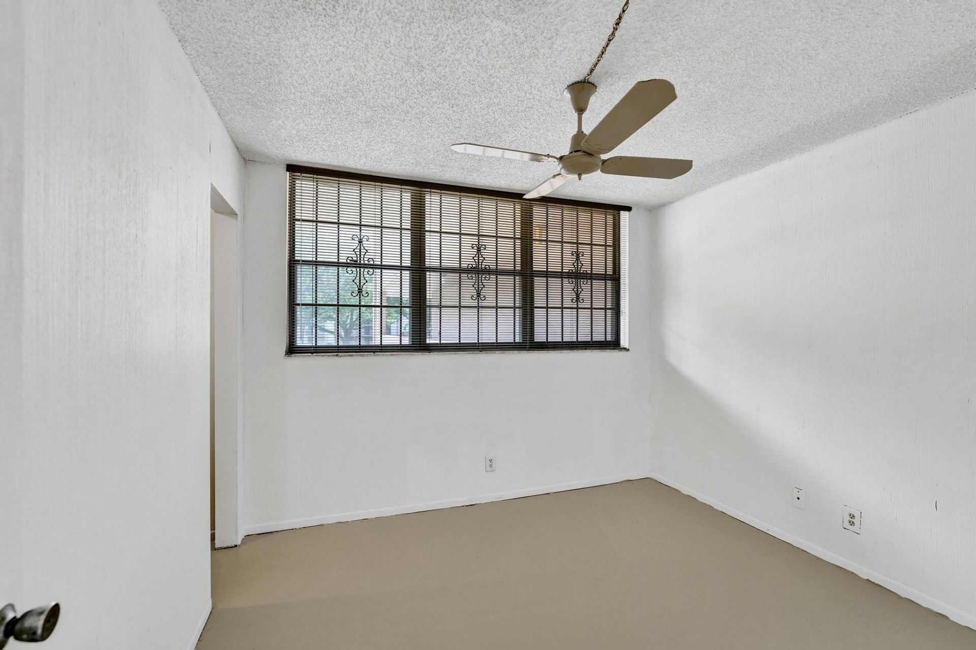 1811 Sabal Palm Drive, Unit 203, Davie, FL 33324 Photo