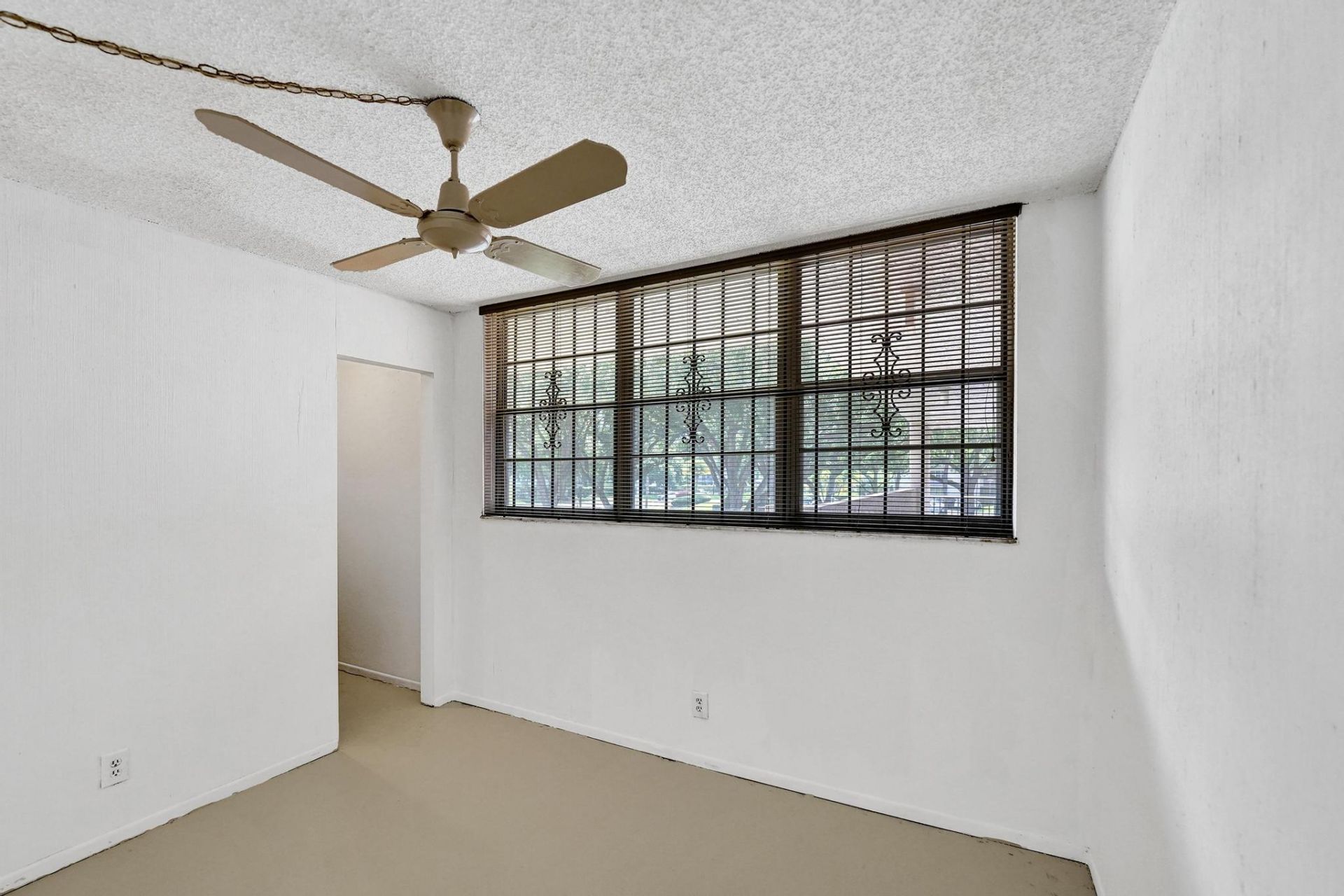 1811 Sabal Palm Drive, Unit 203, Davie, FL 33324 Photo