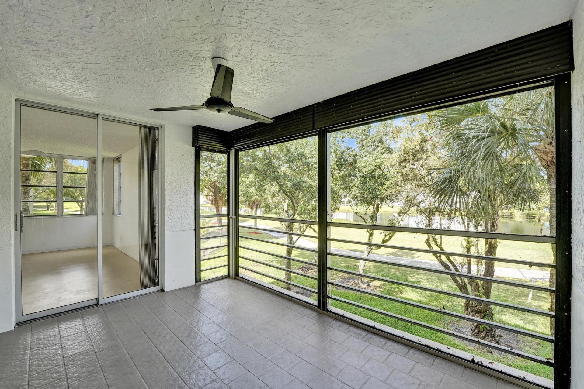 1811 Sabal Palm Drive, Unit 203, Davie, FL 33324 Photo