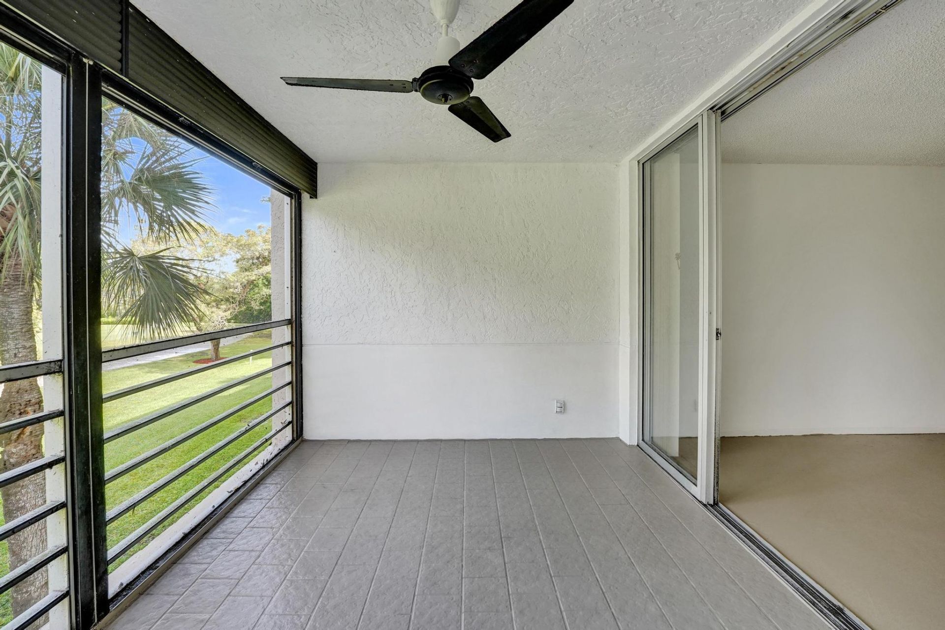 1811 Sabal Palm Drive, Unit 203, Davie, FL 33324 Photo