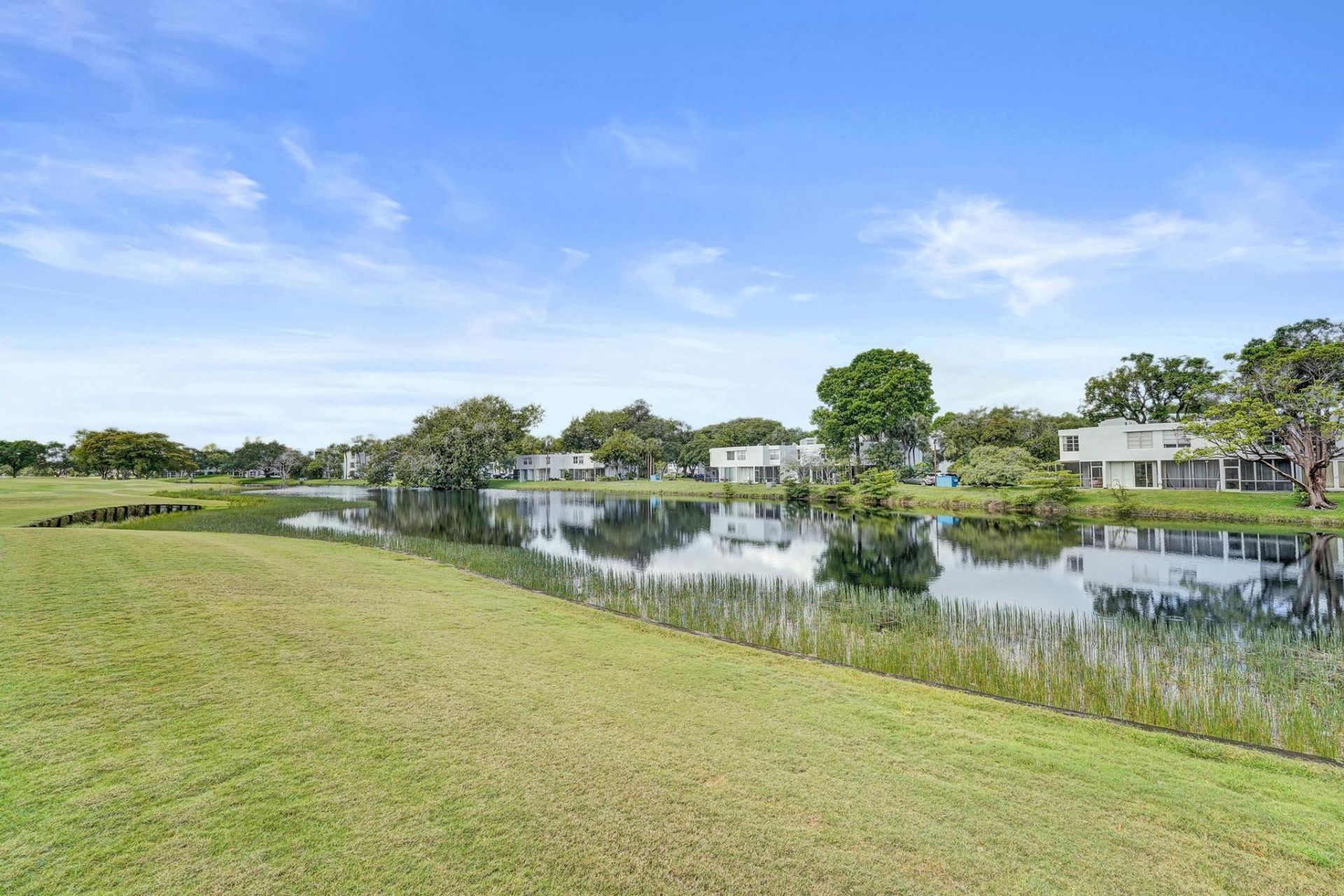 1811 Sabal Palm Drive, Unit 203, Davie, FL 33324 Photo