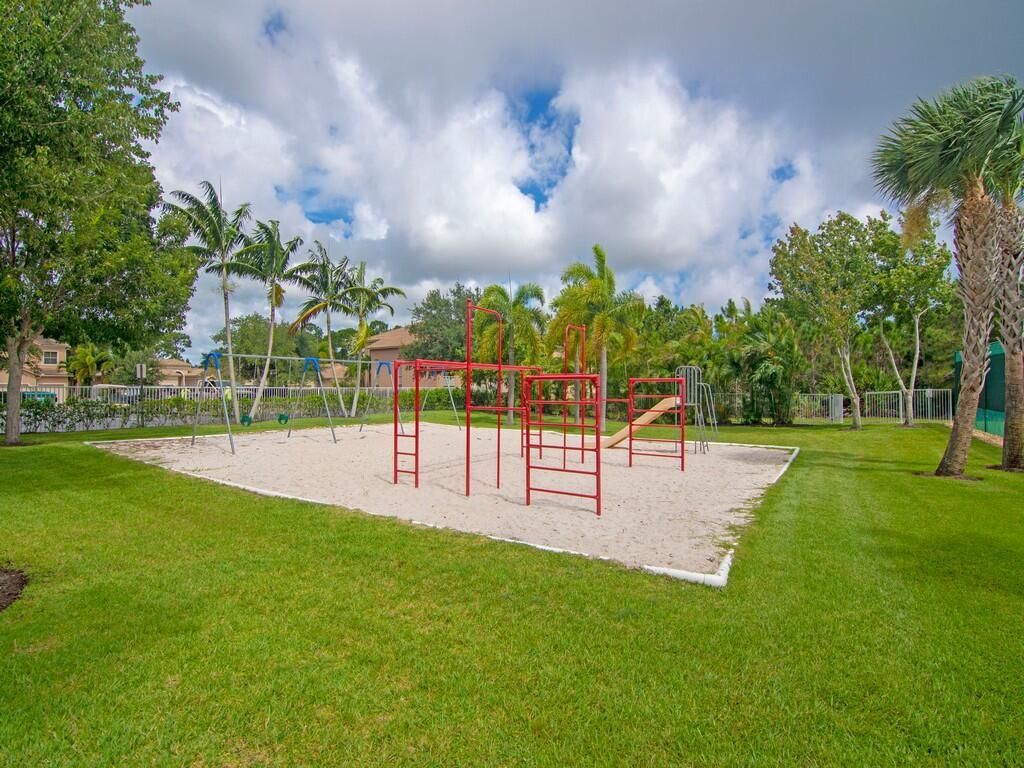 6100 Santa Margarito Drive, Fort Pierce, FL 34951 Photo