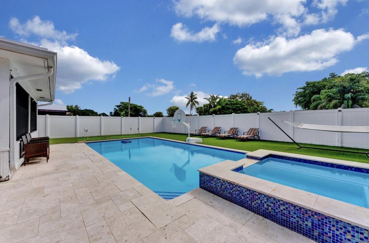 9819 Spanish Isles Drive, Boca Raton, FL 33496 Photo