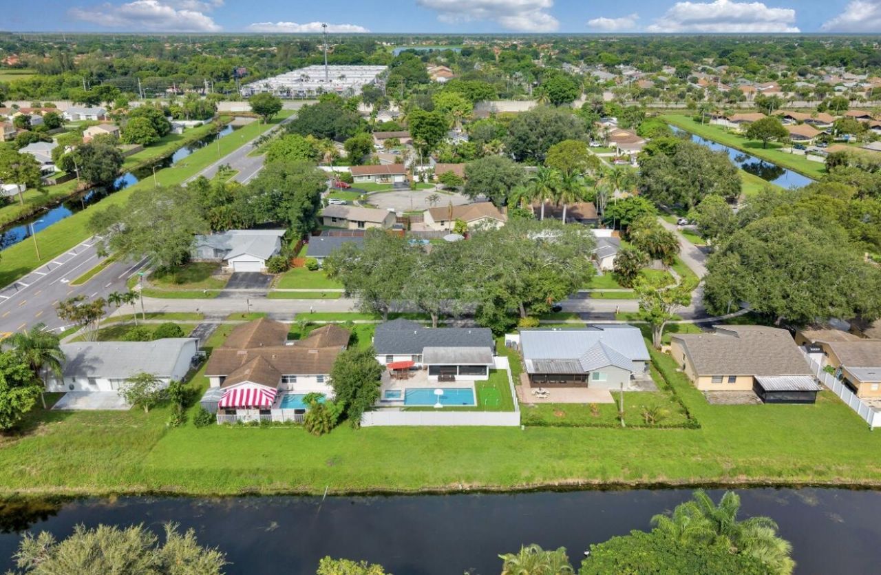 9819 Spanish Isles Drive, Boca Raton, FL 33496 Photo