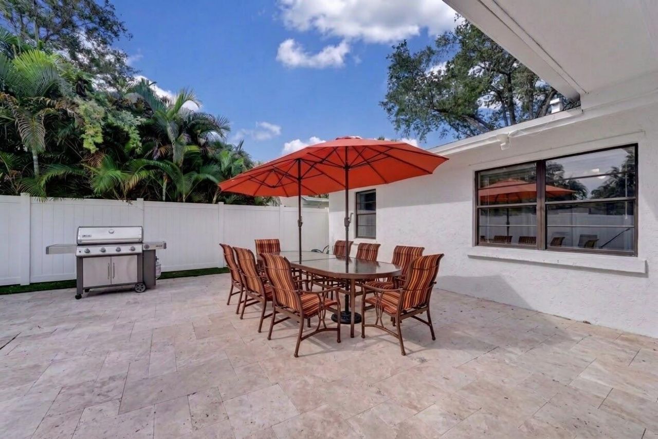 9819 Spanish Isles Drive, Boca Raton, FL 33496 Photo