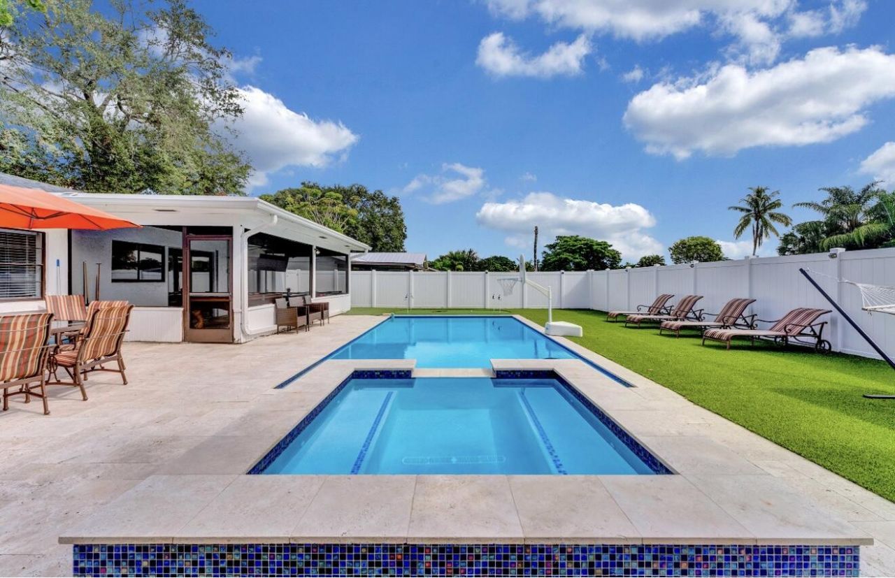 9819 Spanish Isles Drive, Boca Raton, FL 33496 Photo
