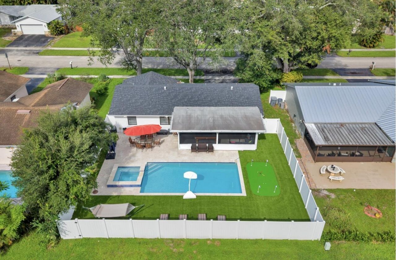 9819 Spanish Isles Drive, Boca Raton, FL 33496 Photo