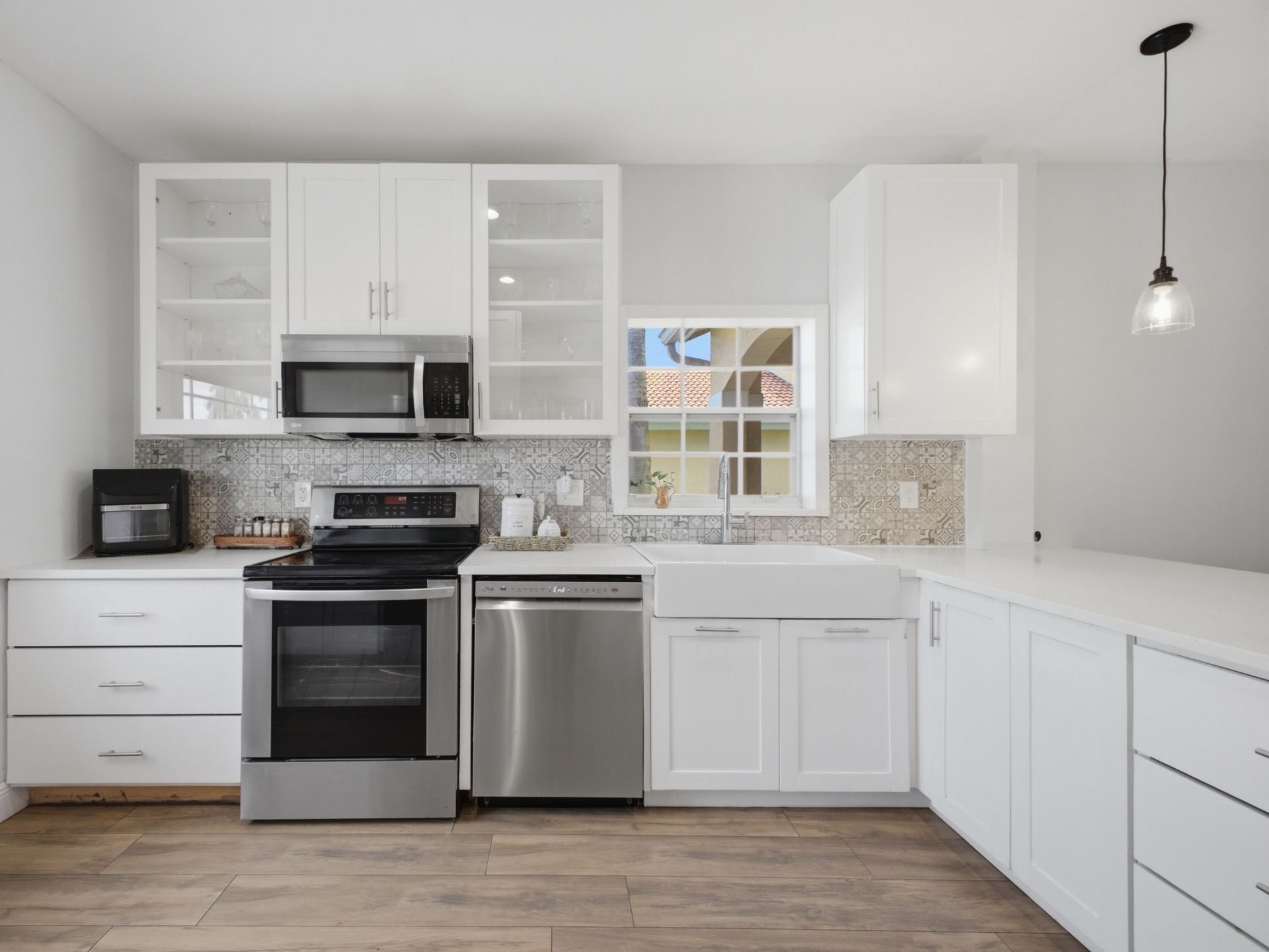 7098 Burgess Drive, Lake Worth, FL 33467 Photo