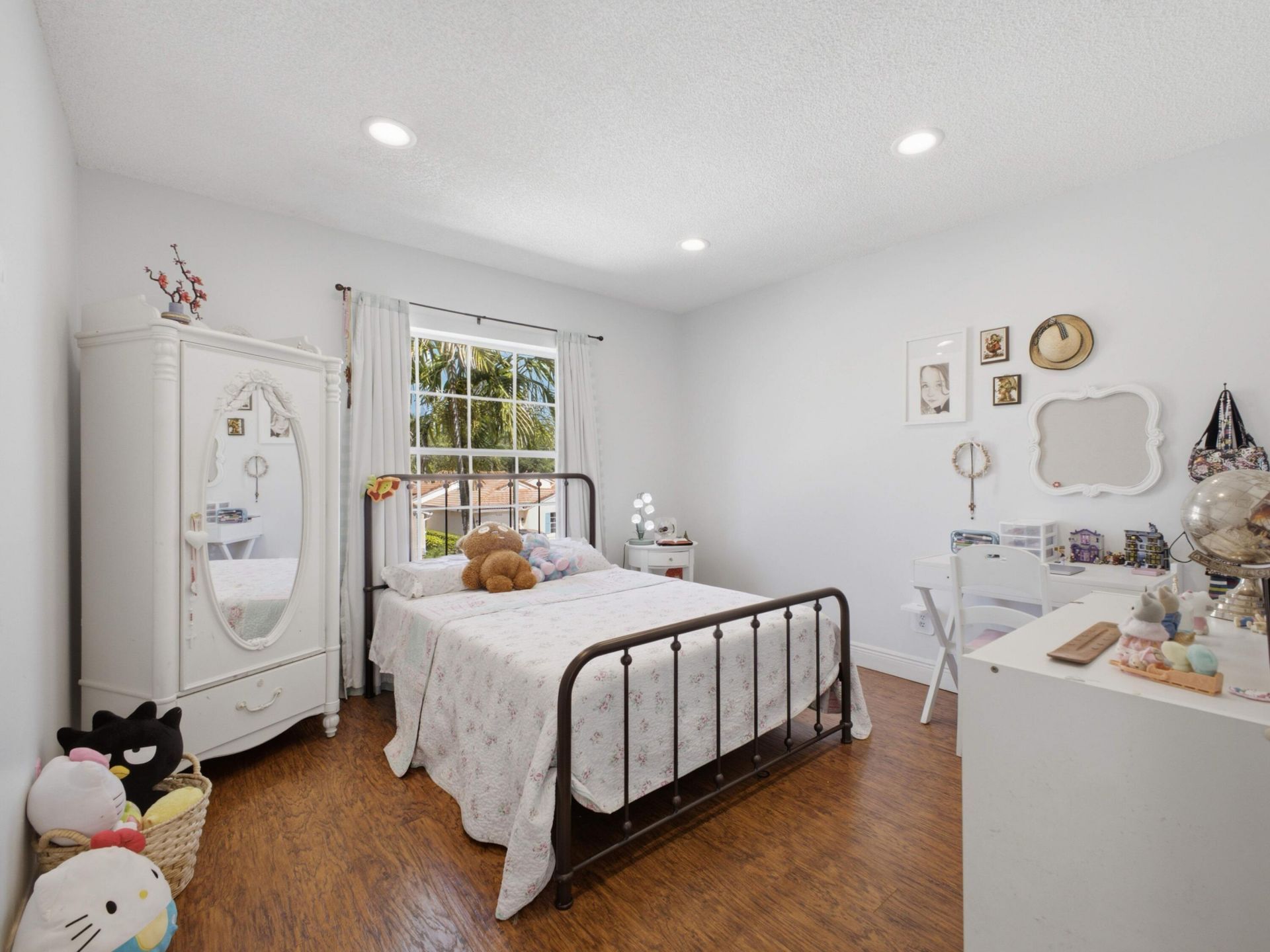 7098 Burgess Drive, Lake Worth, FL 33467 Photo
