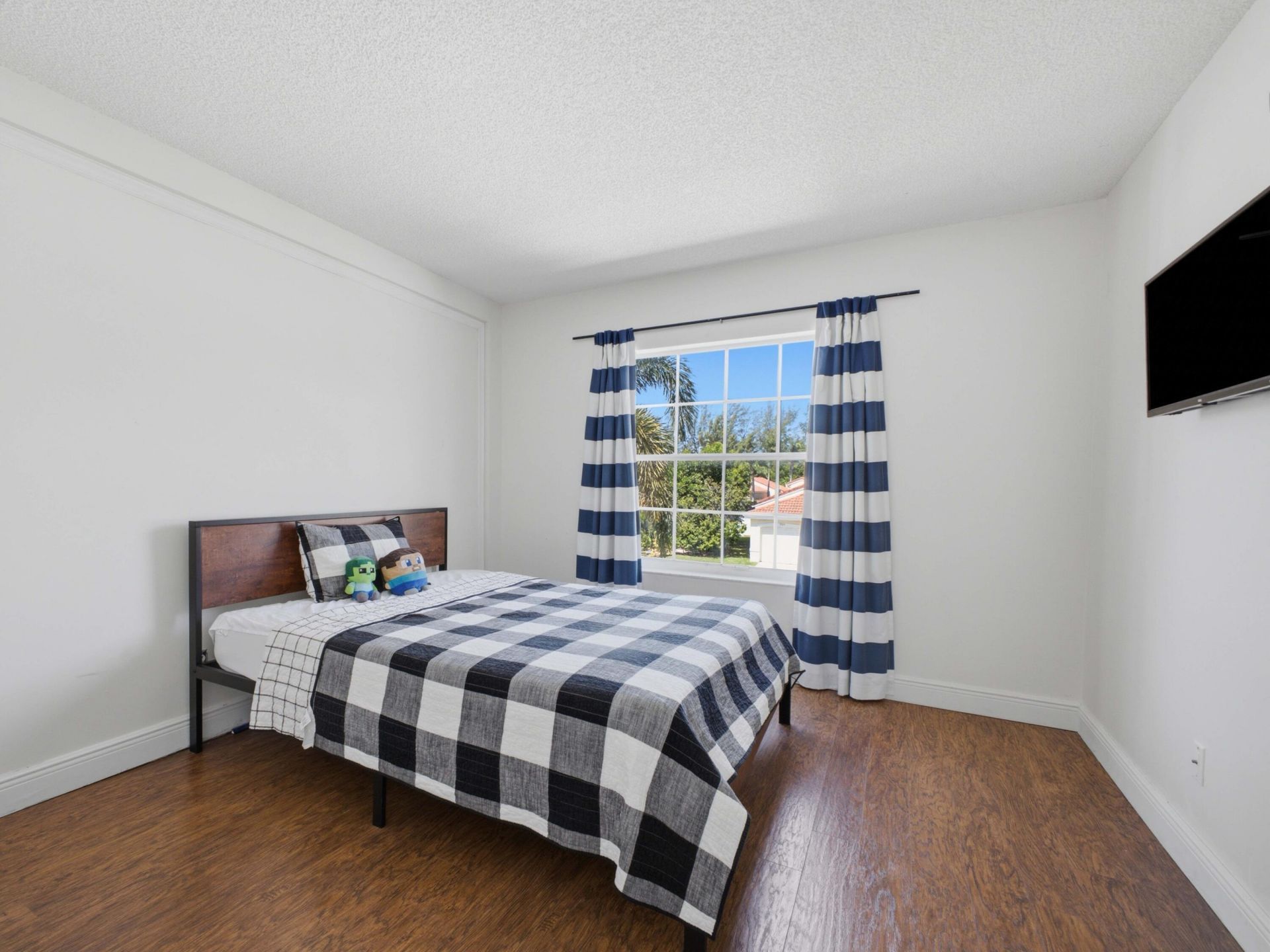 7098 Burgess Drive, Lake Worth, FL 33467 Photo