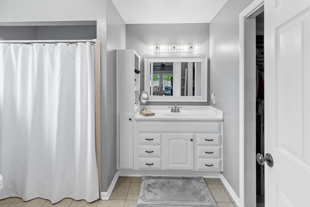 7506 Kenwood Road, Fort Pierce, FL 34951 Photo
