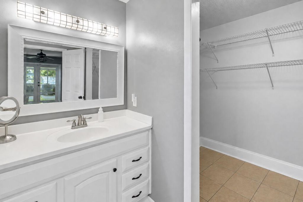 7506 Kenwood Road, Fort Pierce, FL 34951 Photo