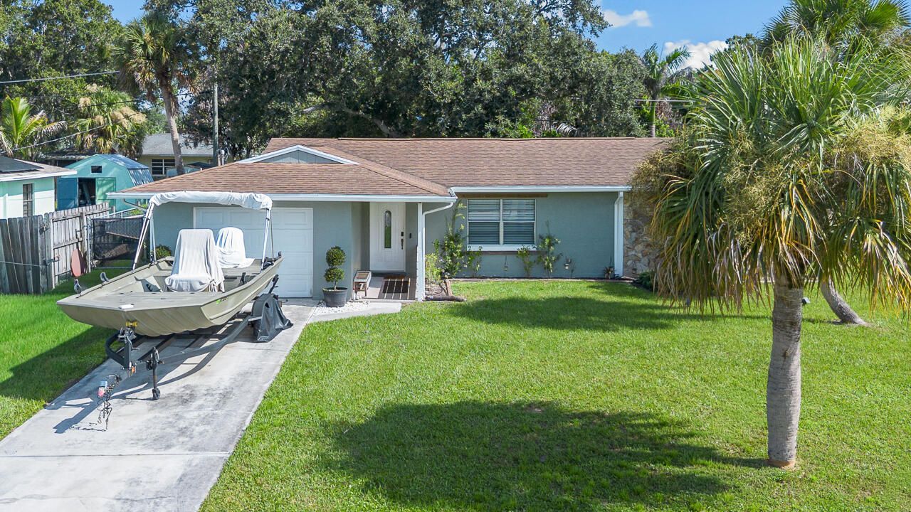7506 Kenwood Road, Fort Pierce, FL 34951 Photo
