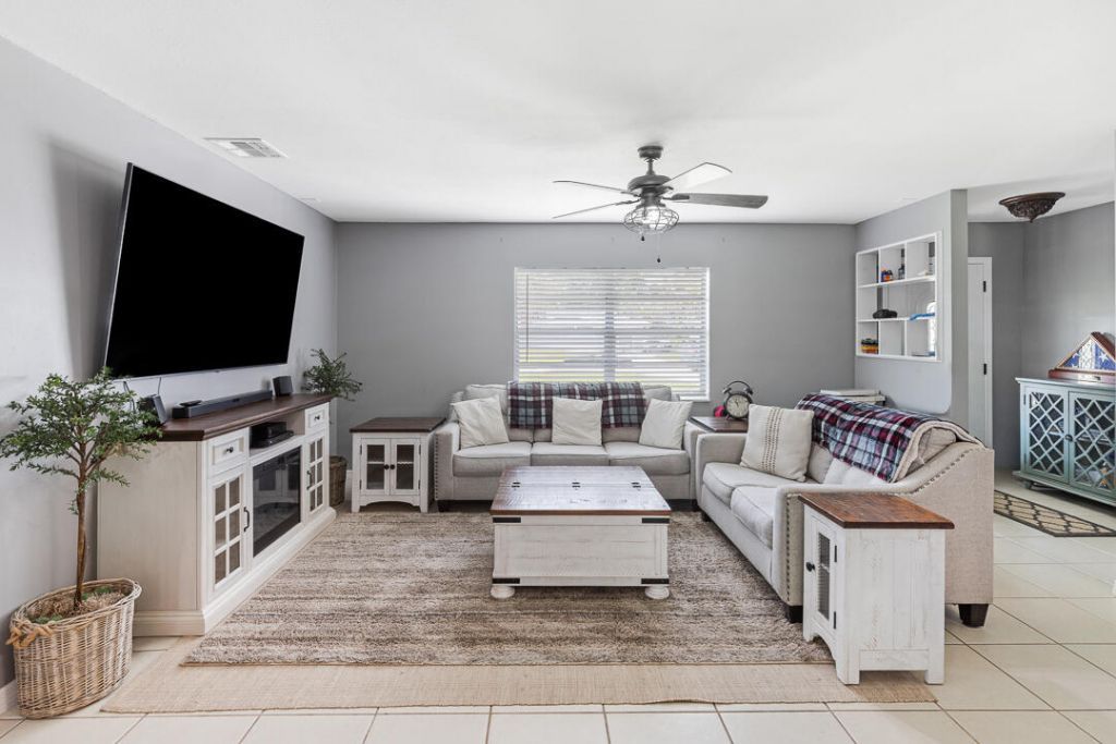 7506 Kenwood Road, Fort Pierce, FL 34951 Photo