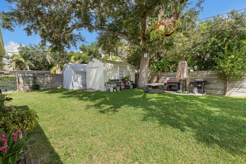 7506 Kenwood Road, Fort Pierce, FL 34951 Photo