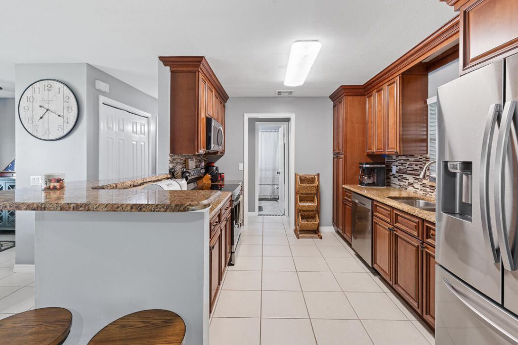 7506 Kenwood Road, Fort Pierce, FL 34951 Photo