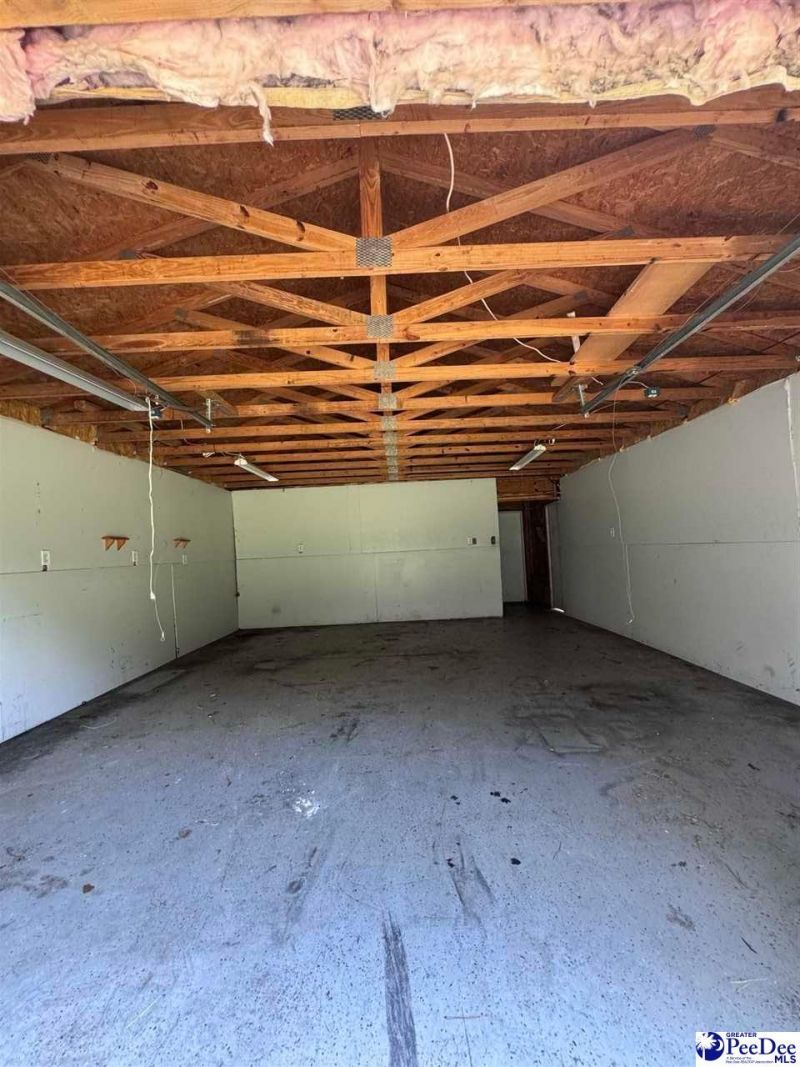 1308 Meadow Crest Drive Photo 13