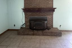 1308 Meadow Crest Drive photo 4