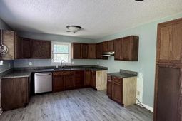 1308 Meadow Crest Drive photo 4