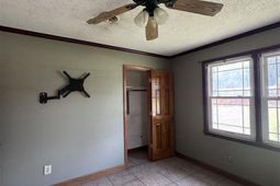 1308 Meadow Crest Drive photo 4