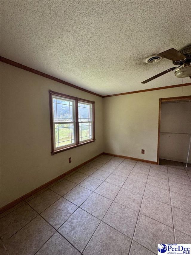 1308 Meadow Crest Drive Photo 8
