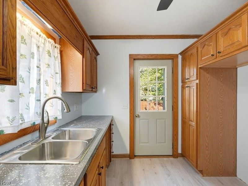 204 N Liberty Street, Minerva, OH 44657 Photo 10