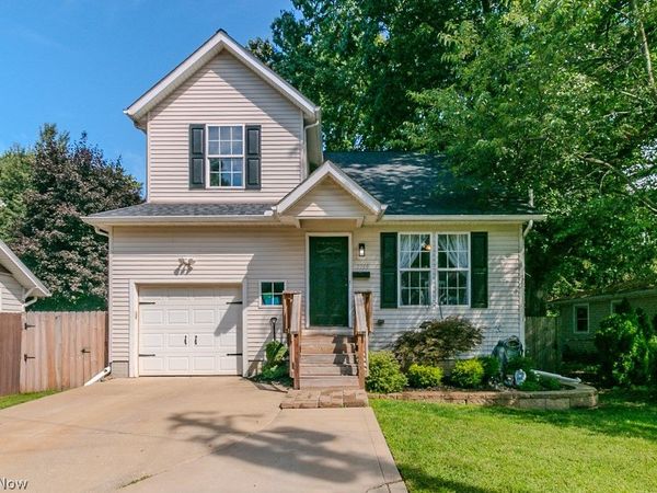 7759 Manor Drive , Mentor on the Lake, OH 44060