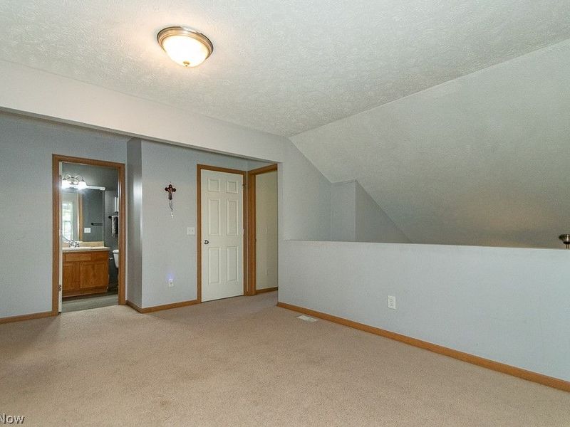 7759 Manor Drive, Mentor on the Lake, OH 44060 Photo 22