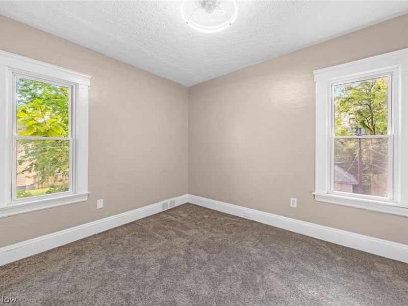 4064 E 136th Street, Cleveland, OH 44105 Photo 23