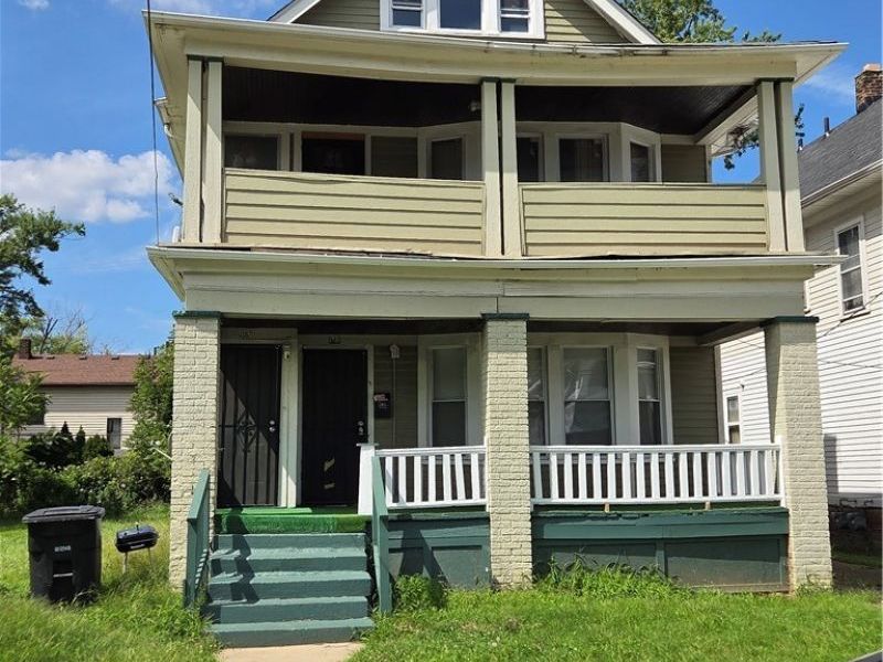 380 E 149th Street, Unit DOWN, Cleveland, OH 44110 Photo 2