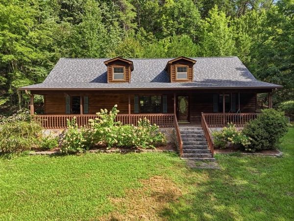 854 Williams Road , Chickamauga, GA 30707