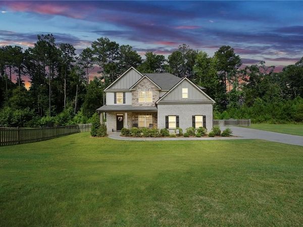 231 Homestead Circle , Forsyth, GA 31029