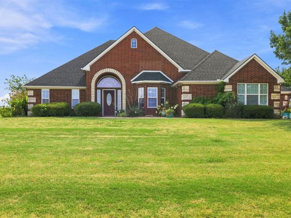 16674 Shebester, Madill, OK 73446