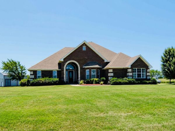 16674 Shebester, Madill, OK 73446