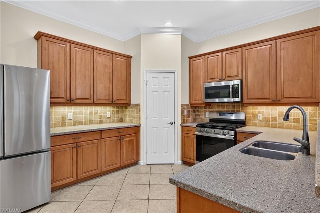 12144 Ledgewood Cir, Fort Myers, FL 33913 Photo