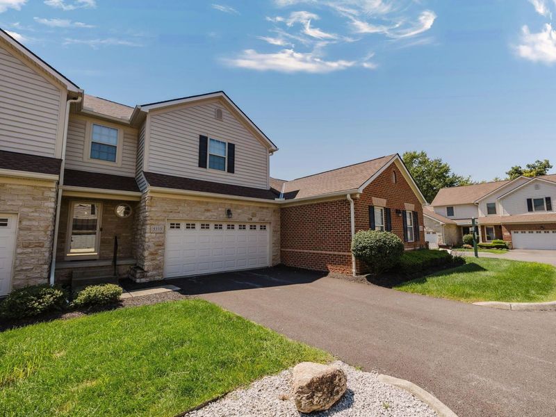 5333 Nottinghill Way , Unit 5333, Columbus, OH 43230 Photo 4