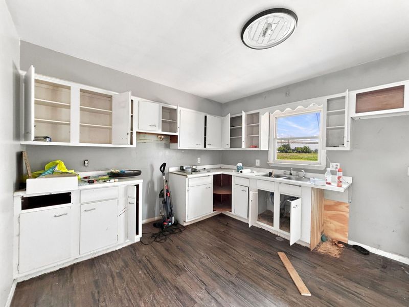 16155 Yankeetown Chenoweth Road , Mount Sterling, OH 43143 Photo 8