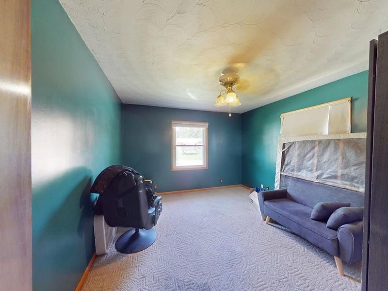 320 E Long Street, Willard, OH 44890 Photo 24