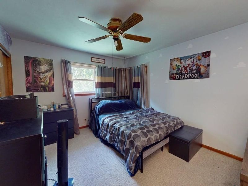 320 E Long Street, Willard, OH 44890 Photo 8