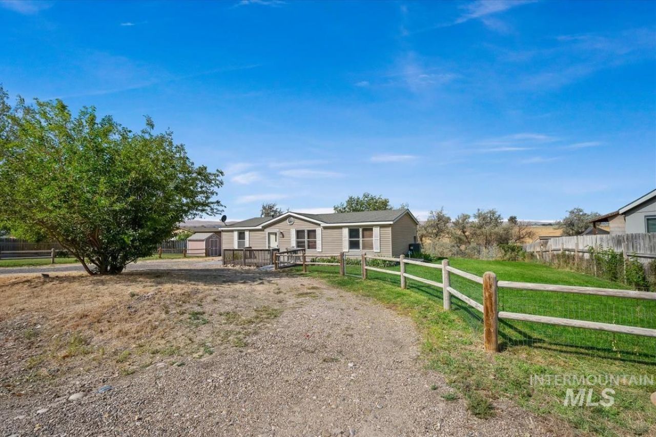 6321 Shari Hill, Marsing, ID 83639 Main Photo