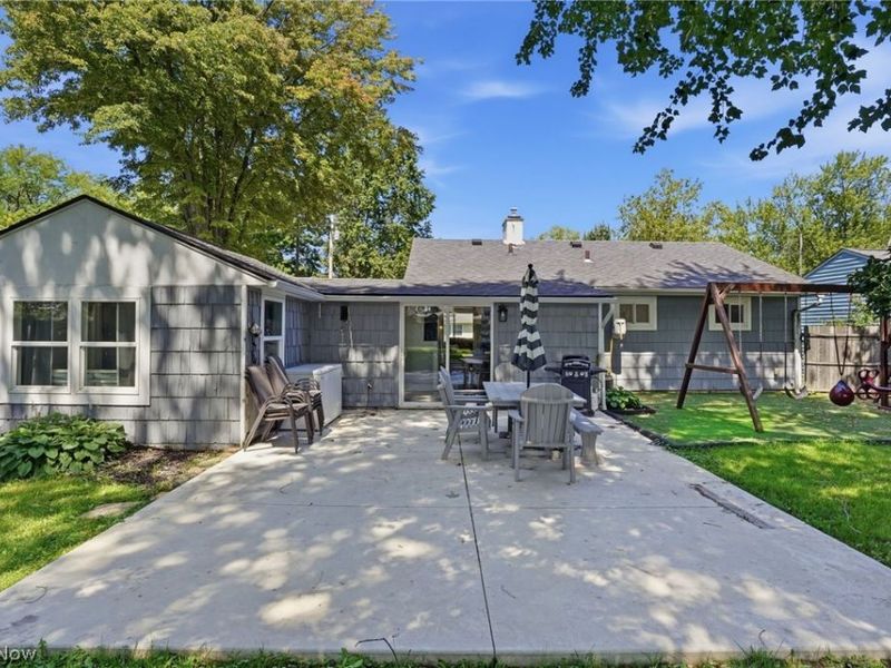 5213 Langfitt Street, Vermilion, OH 44089 Photo 2