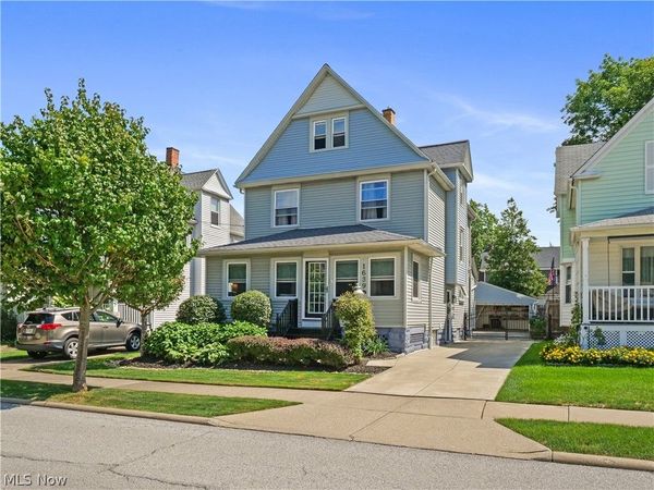 1639 Rosewood Avenue, Lakewood, OH 44107