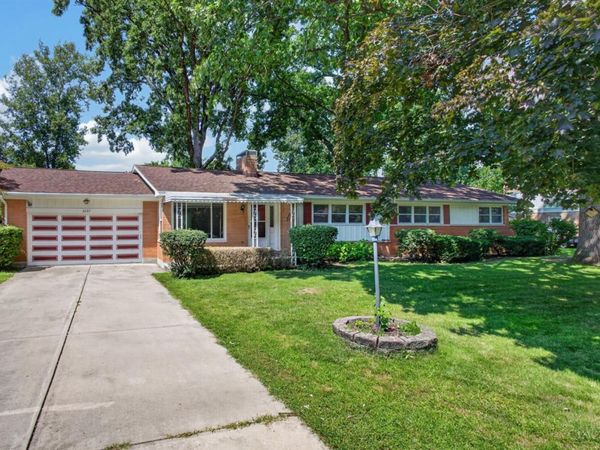 2627 Big Woods Trail, Beavercreek, OH 45431