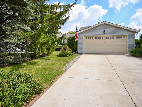 357 N Clarendon Avenue , Lombard, IL 60148