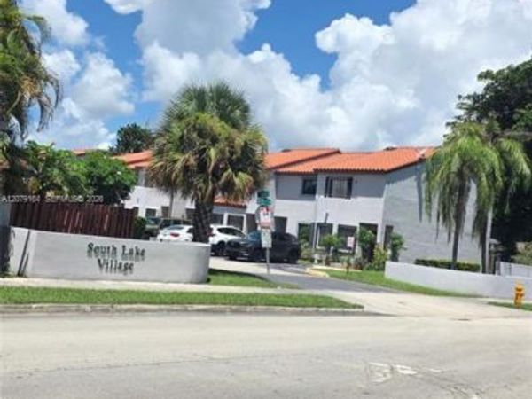 Unit 407, Miami, FL 33193